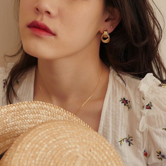 French Vintage Gold Plated Linked Hoop Earrings - Picture 5 of 8